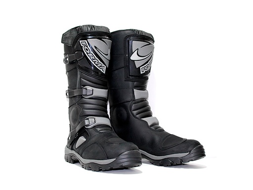 [610-3299947] Botas Adventure WP Negro (47/30) Forma